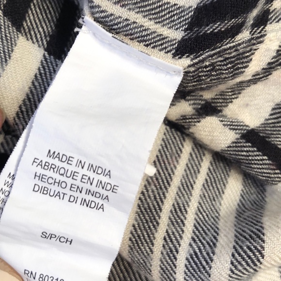 Lucky Brand Plaid flannel top tunic Size Small Black White Button down Soft - Picture 7 of 9
